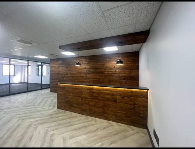 691M² OFFICE TO LET IN ROSEBANK